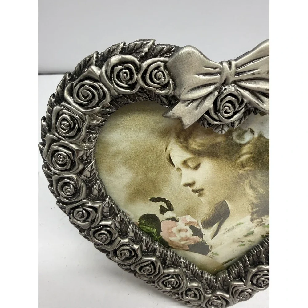 Vintage MT Silver Tone Heart Rose Bow Picture Frame Victorian Style Tabletop